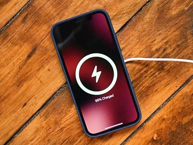 肇东苹果手机维修分享iPhone 12可以随便充电吗 